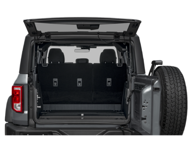 Coffre avec hayon ouvert