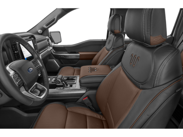 Côté conducteur avec porte ouverte, siège avant