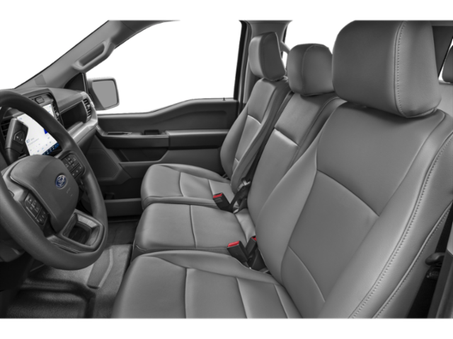 Côté conducteur avec porte ouverte, siège avant