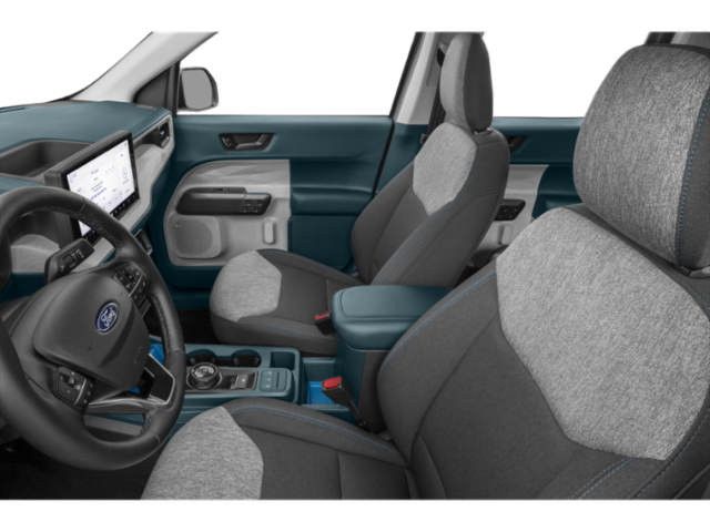 Côté conducteur avec porte ouverte, siège avant