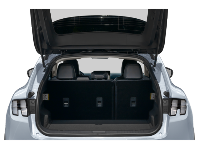 Coffre avec hayon ouvert