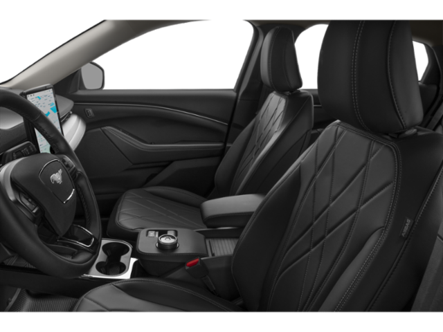 Côté conducteur avec porte ouverte, siège avant