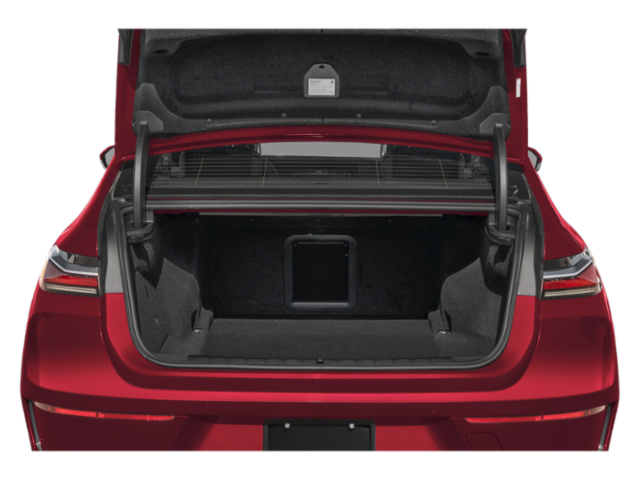 Coffre avec hayon ouvert