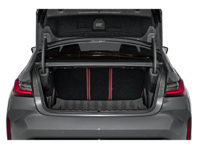 Coffre avec hayon ouvert