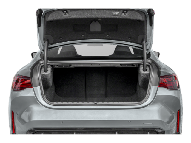 Coffre avec hayon ouvert