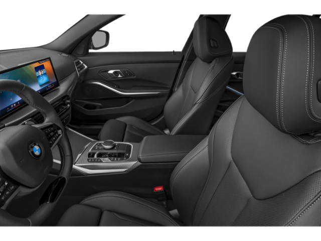 Côté conducteur avec porte ouverte, siège avant