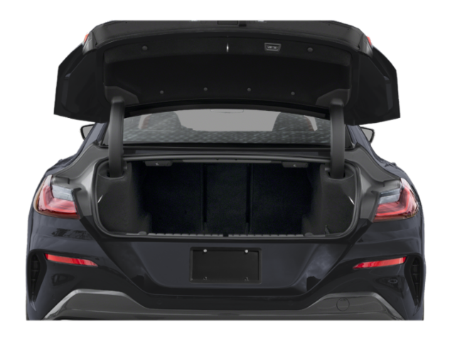 Coffre avec hayon ouvert