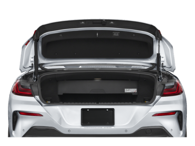 Coffre avec hayon ouvert